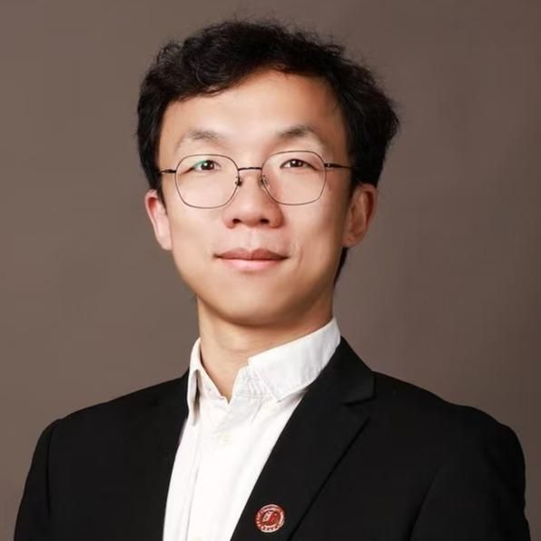 王成龙.jpg