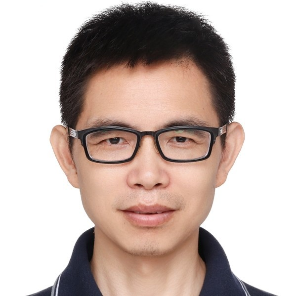 齐红新证件照.jpg