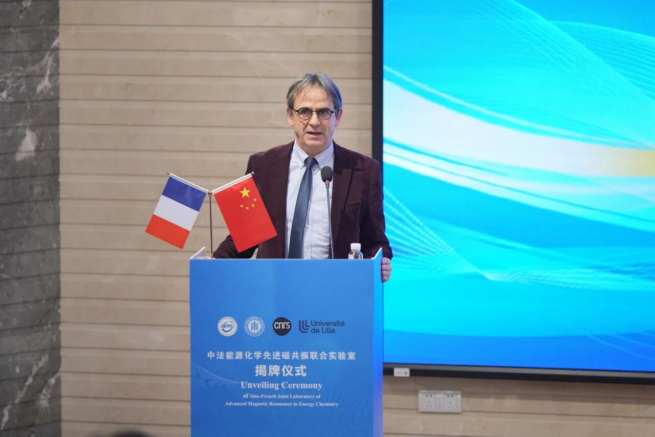 主任.jpg 主任.jpg